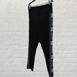 Zyia Active Striped Leggings